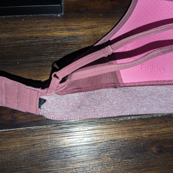 PINK Sports Bra - Picture 4 of 4